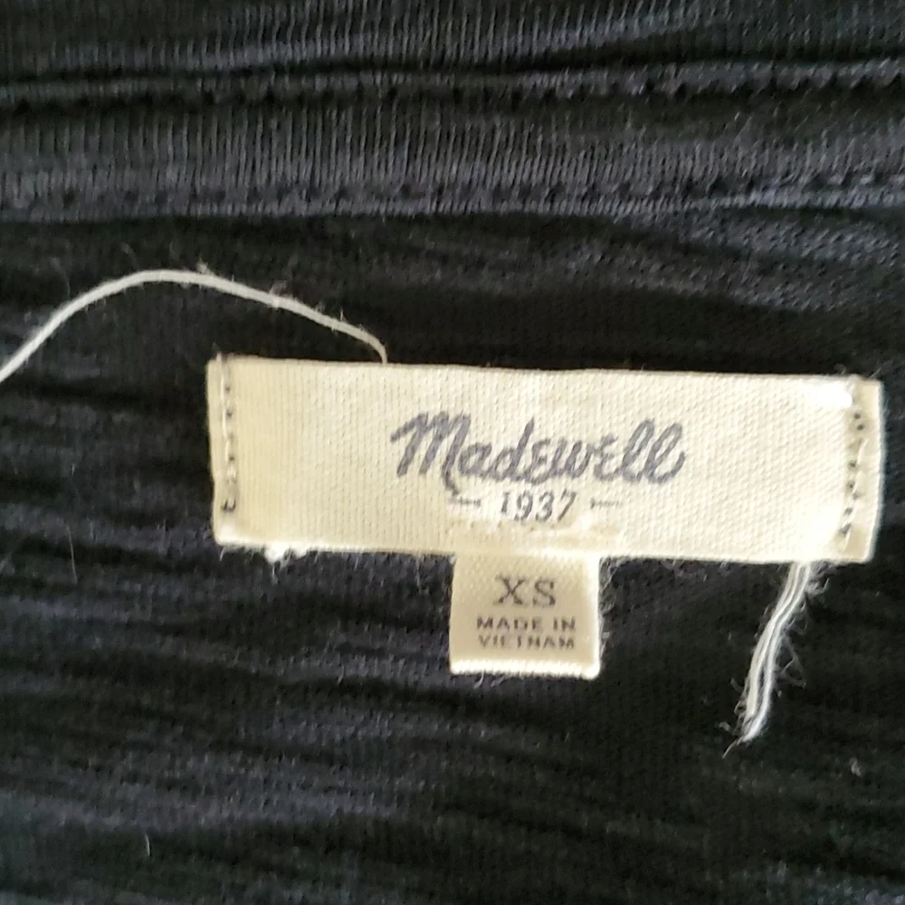 Madewell woman's black tshirt size xs - Picture 10 of 14